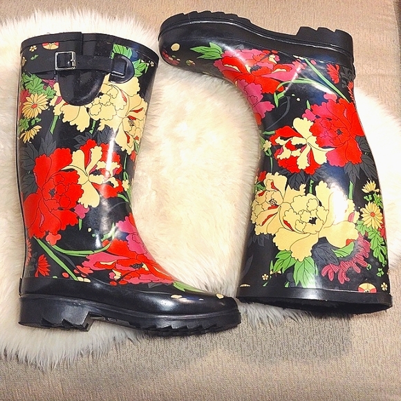 Sakroots floral faux fur lined rain boots - Picture 3 of 15